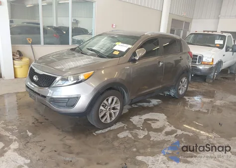 2015 Kia Sportage Lx z USA, uszkodzony, nr VIN KNDPBCAC3F7710660
